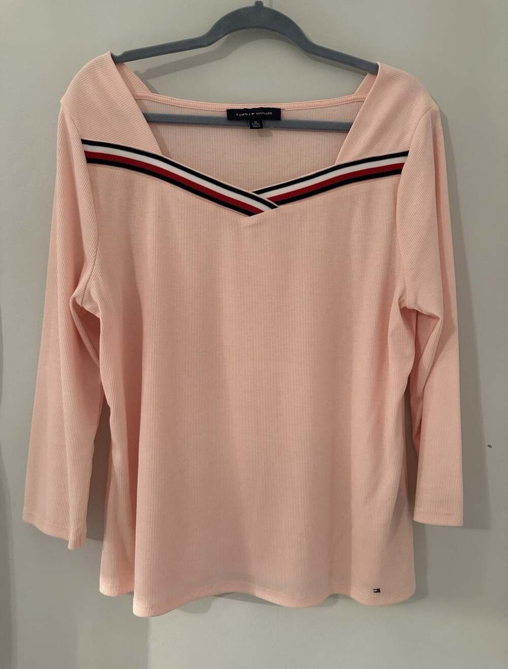 Tommy Hilfiger Women's Top XL Pink V-Neck 3/4 Sleeve Knit Stretch Pullover